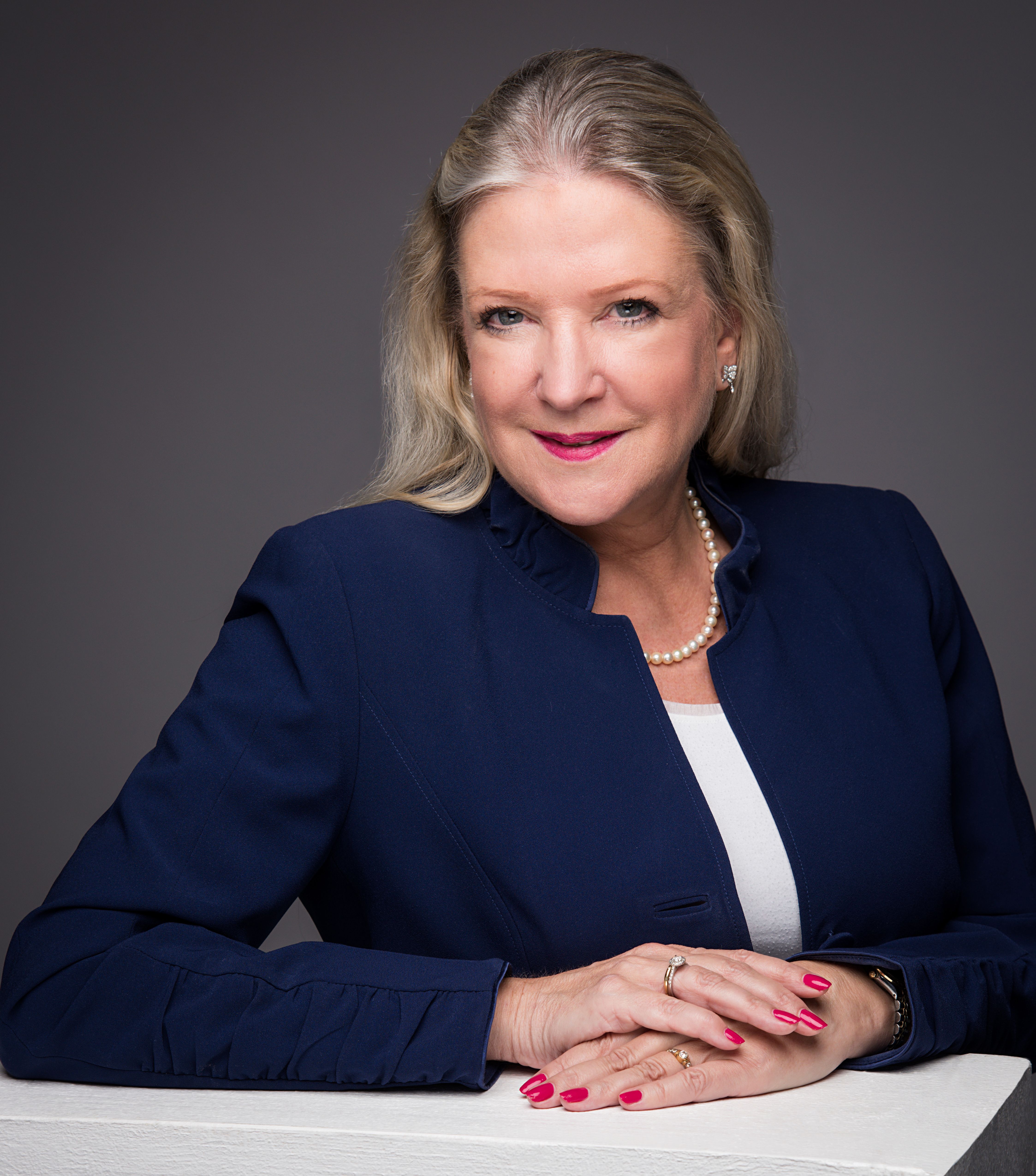 Dr. Angelika Eksteen